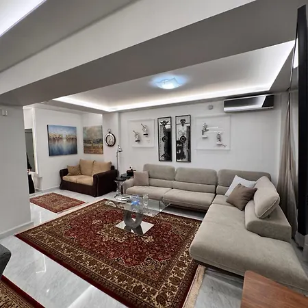 Nereydes Luxury شقة سالونيك