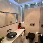 Nereydes Luxury Apartment Thessaloniki